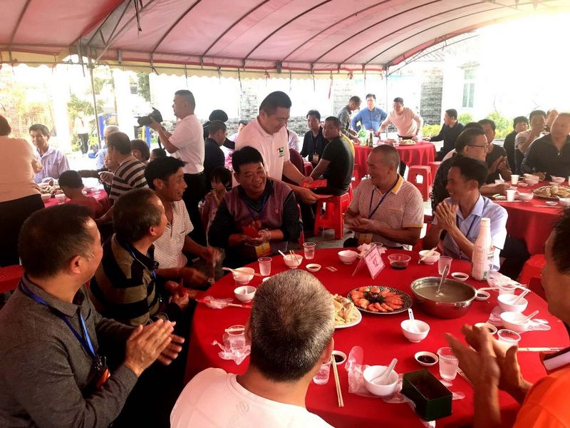 不忘初心 感恩奉献——游艇会yth0008到西莲塘村举行长者慰问会 (5).jpg 不忘初心 感恩奉献——游艇会yth0008到西莲塘村举行长者慰问会 (5).jpg