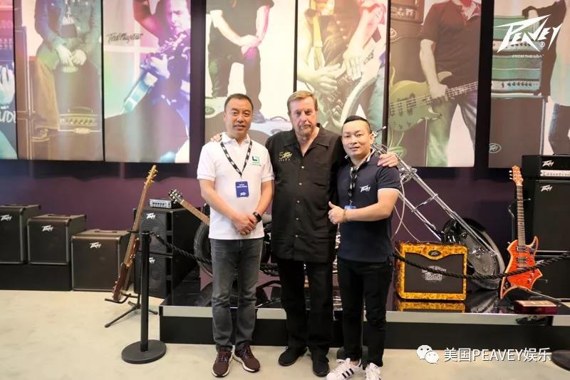 美国PEAVEY娱乐销售冠军团队之选择大于努力! (1).jpg 美国PEAVEY娱乐销售冠军团队之选择大于努力! (1).jpg
