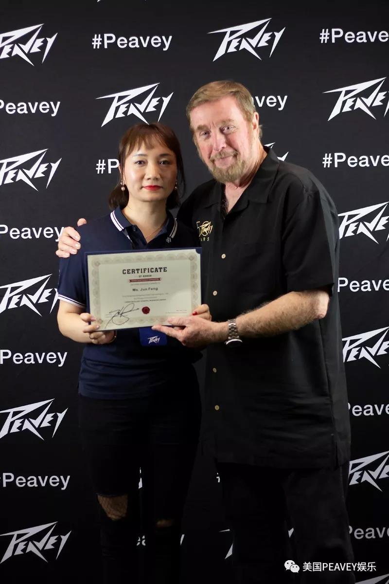 美国PEAVEY娱乐销售冠军团队之选择大于努力! (7).jpg 美国PEAVEY娱乐销售冠军团队之选择大于努力! (7).jpg