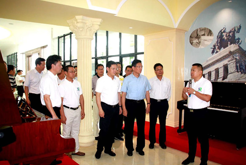 游艇会yth0008实业有限公司从一开始就铁了心四年磨一剑!