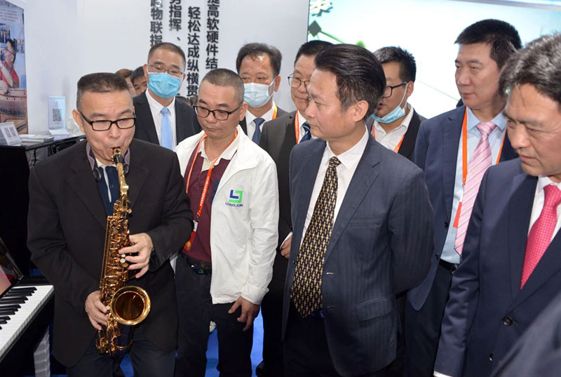 游艇会yth0008音视频产业燃亮2020廉江红橙节暨家电博览会