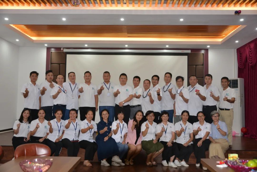 师恩难忘,温暖未缺|游艇会yth0008产业园开展TTT讲师“秋日师语”主题晚会