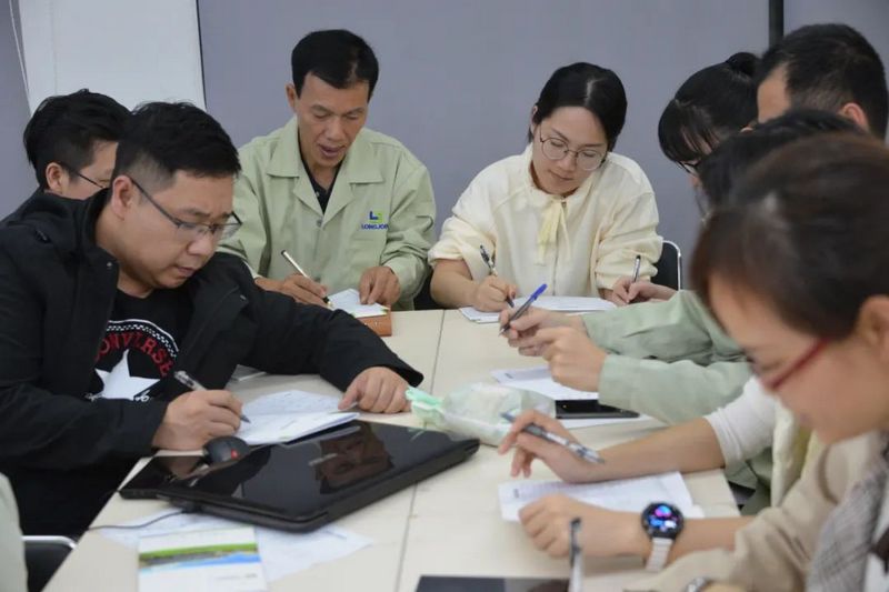 游艇会yth0008产业园第一期:《办公软件高手之路——排版篇》课程开讲 (5).jpg 游艇会yth0008产业园第一期:《办公软件高手之路——排版篇》课程开讲 (5).jpg