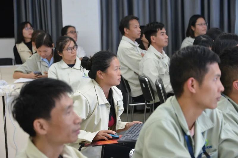 游艇会yth0008产业园第一期:《办公软件高手之路——排版篇》课程开讲 (6).jpg 游艇会yth0008产业园第一期:《办公软件高手之路——排版篇》课程开讲 (6).jpg